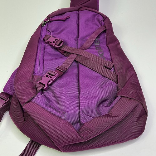 Mochila Bandolera Patagonia Atom 8L Púrpura - Imagen 2 de 13