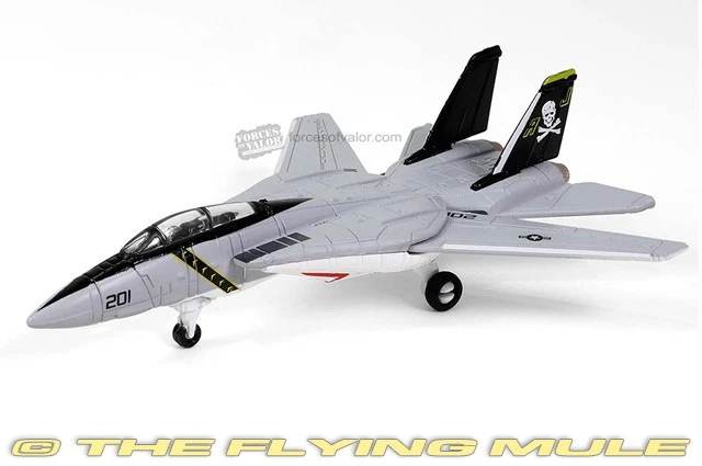 Forces of Valor 1:200 F-14A Tomcat USN VF-84 Jolly Rogers AJ201 w/Carrier Deck - Image 4 of 4