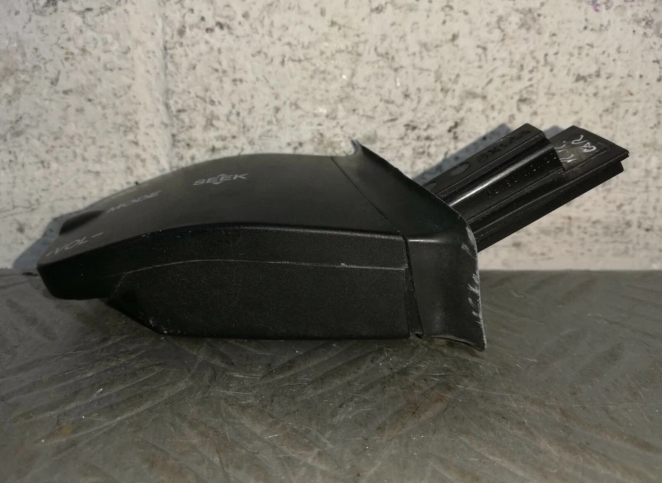 1894 COMANDI AL VOLANTE STEREO FORD TRANSIT CONNECT DAL 2002 AL 2013 - Immagine 4 di 4