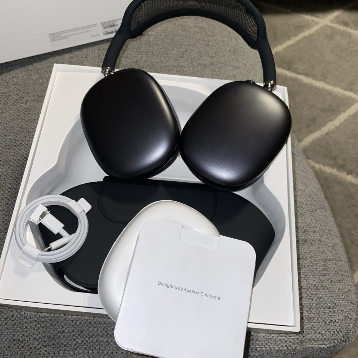 AirPods Max 本体（箱＆ケース付き） Air pods max 【箱・ケース付き】 楽天市場】AirPods Max 専用ケース