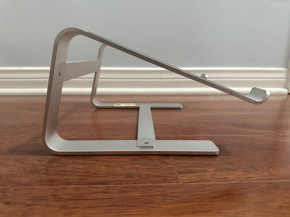Macally ASTAND Supporto Per Notebook In Alluminio: Regolabile In Altezza E Angolazione, Per Laptop 10-17 Pollici, Ergonomico