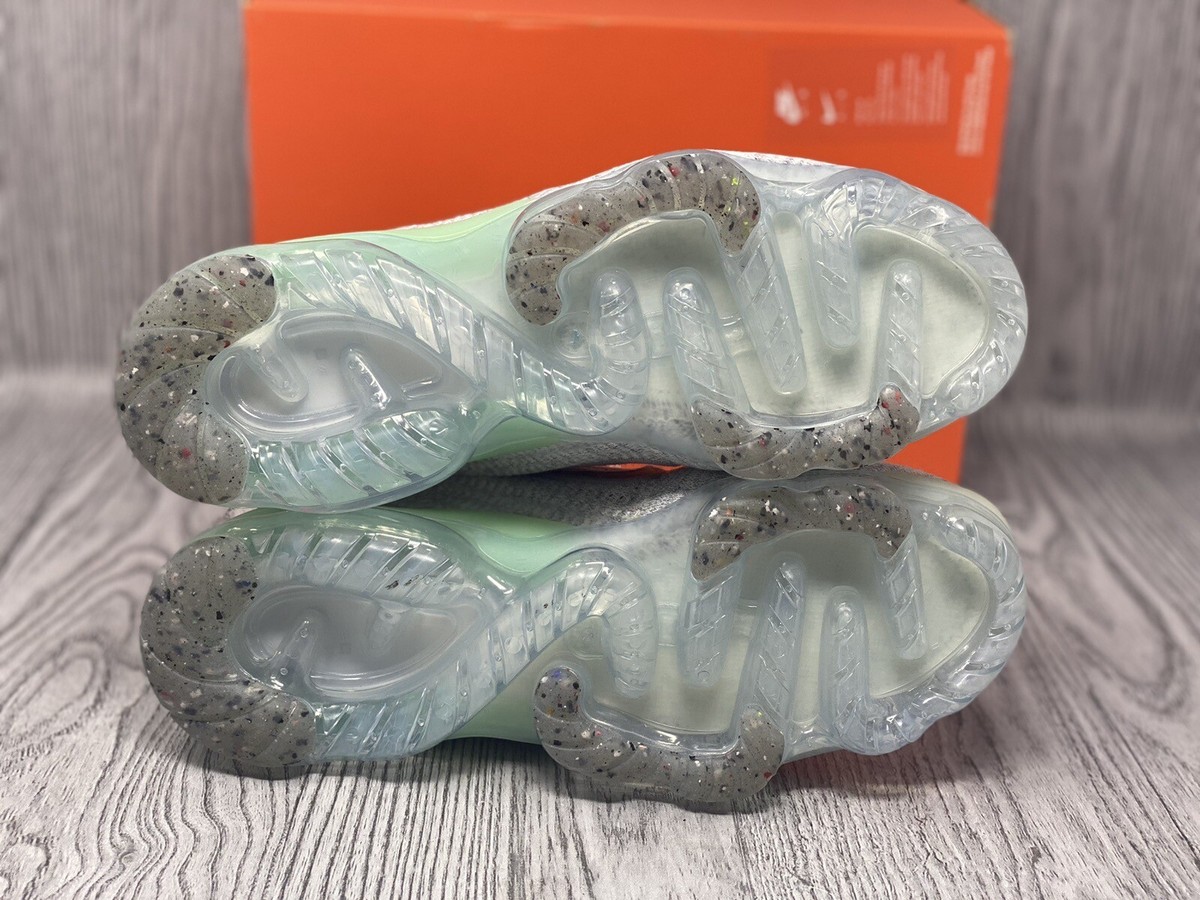 Nike Air Vapormax Flyknit 2021 GS Platinum Mint DB1550 008 - SIZE 6.5 Men / WMNS Nike x Air Vapormax Flyknit GS Platinum Mint DB1550-008 Size  main image 4