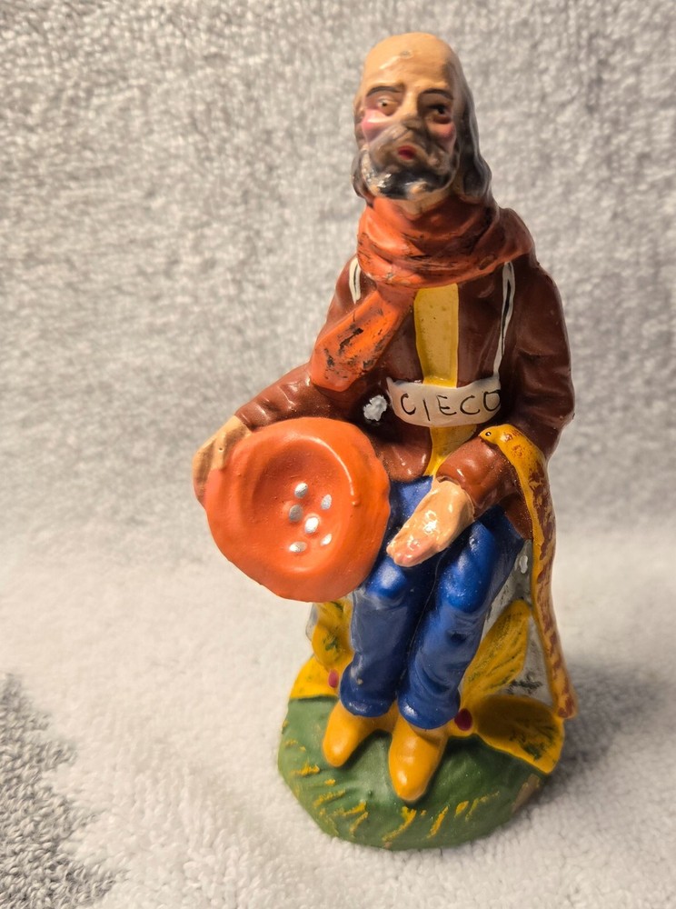 BEGGAR STATUE VINTAGE NATIVITY PIECE MADE IN ITALY