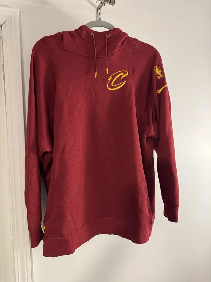 Nike Cleveland Cavaliers Hoodie Men’s XL | Premium NBA Gear | Maroon | Excellent - Image 2 of 4