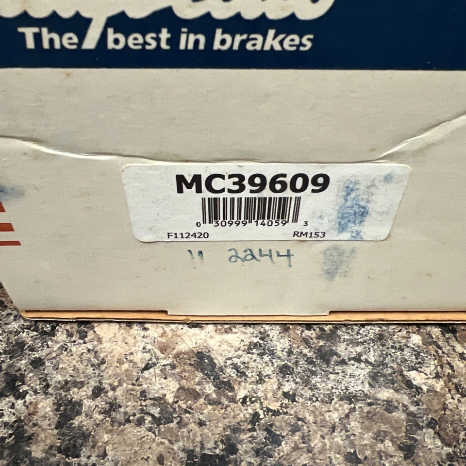 Raybestos MC39609 Brake Master Cylinder Assembly! Free Shipping! - Image 2 of 3