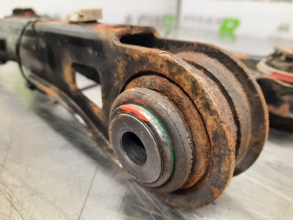 BMW E84 X1 Suspension Arms Rear O/S Drivers Side Bundle - Image 3 of 4