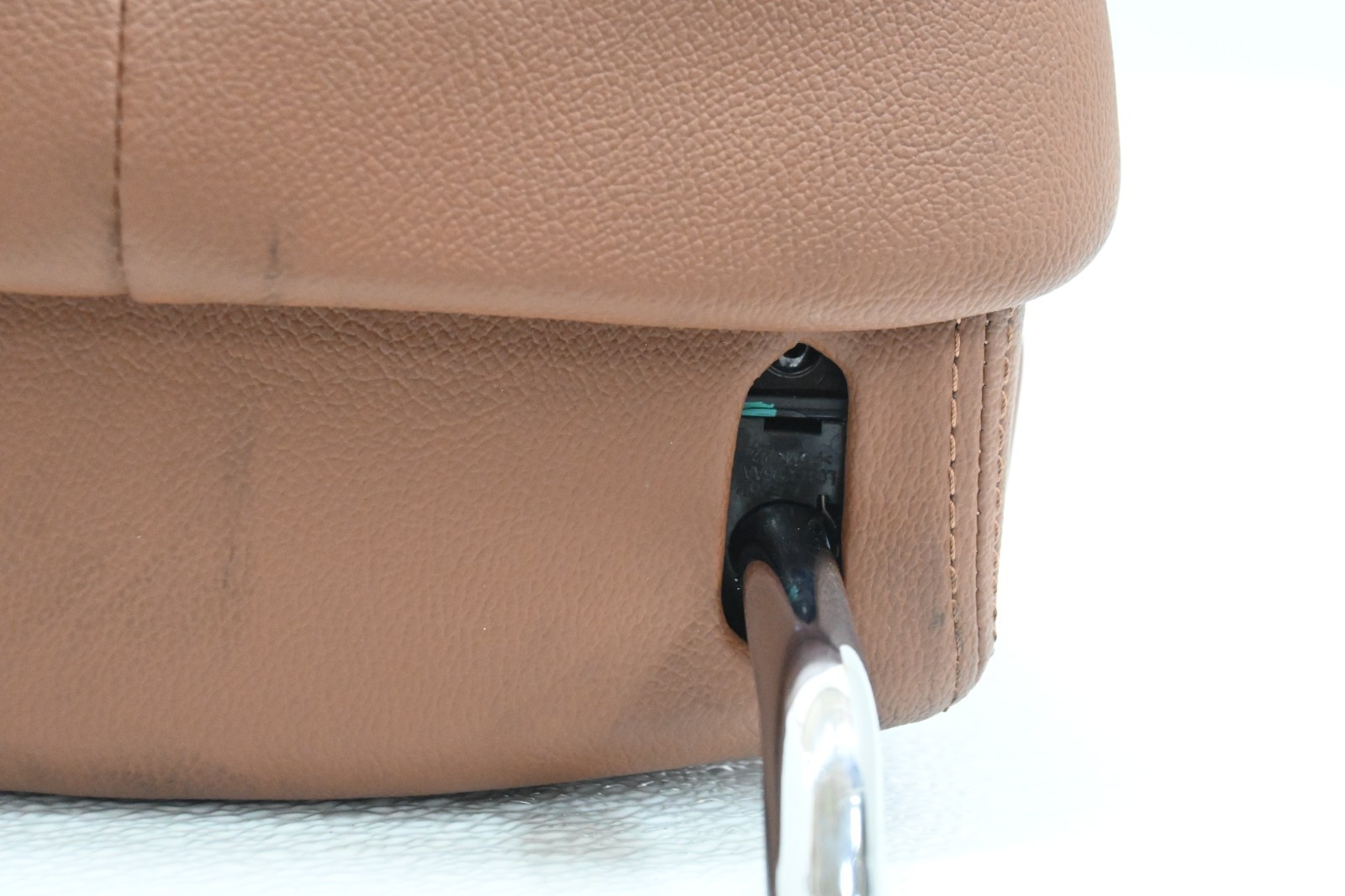 ⭐ 14-21 Maserati Ghibli Front Right or Left Seat Headrest Leather Trim Brown Oem