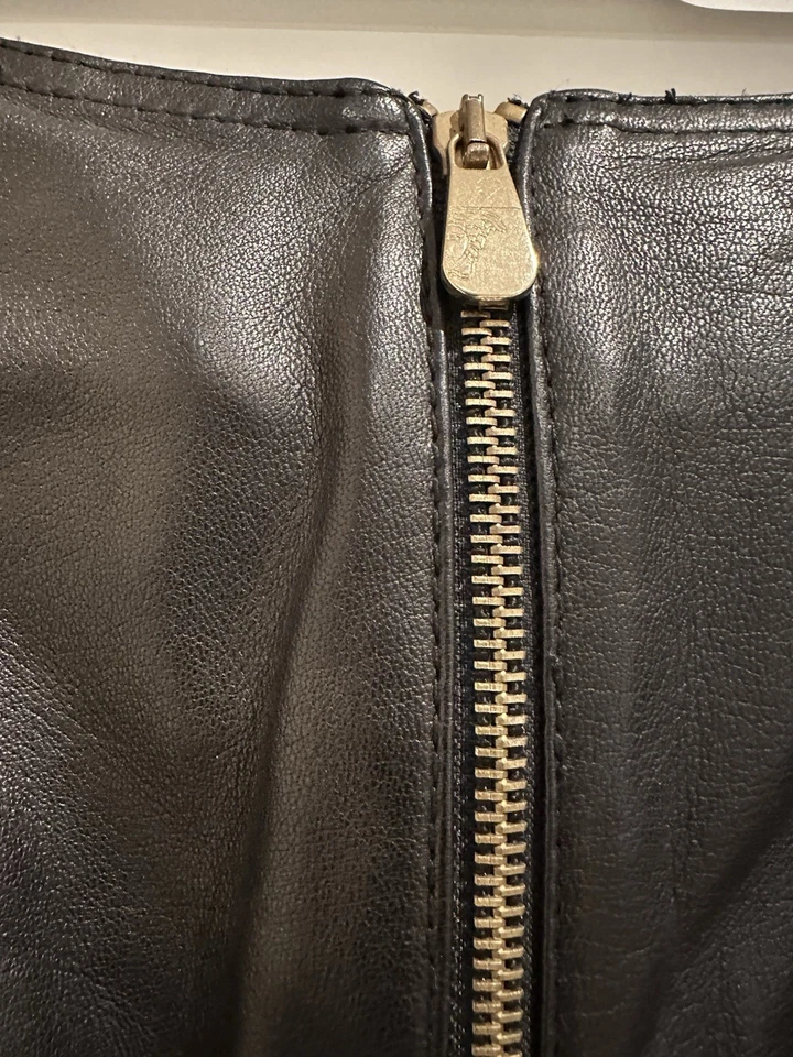 FALDA DE CUERO GENUINO VERSACE Foto 4 de 4