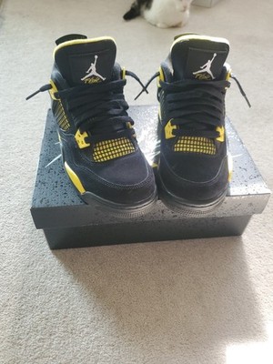 Jordan 4 Thunder