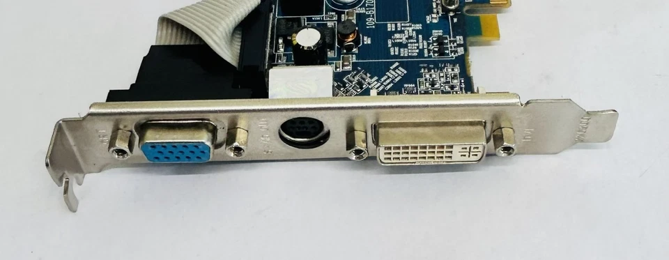 256MB Sapphire ATi Radeon HD2400 DVI / VGA / Video-Out PCI-e Graphics Video Card - Image 3 of 4