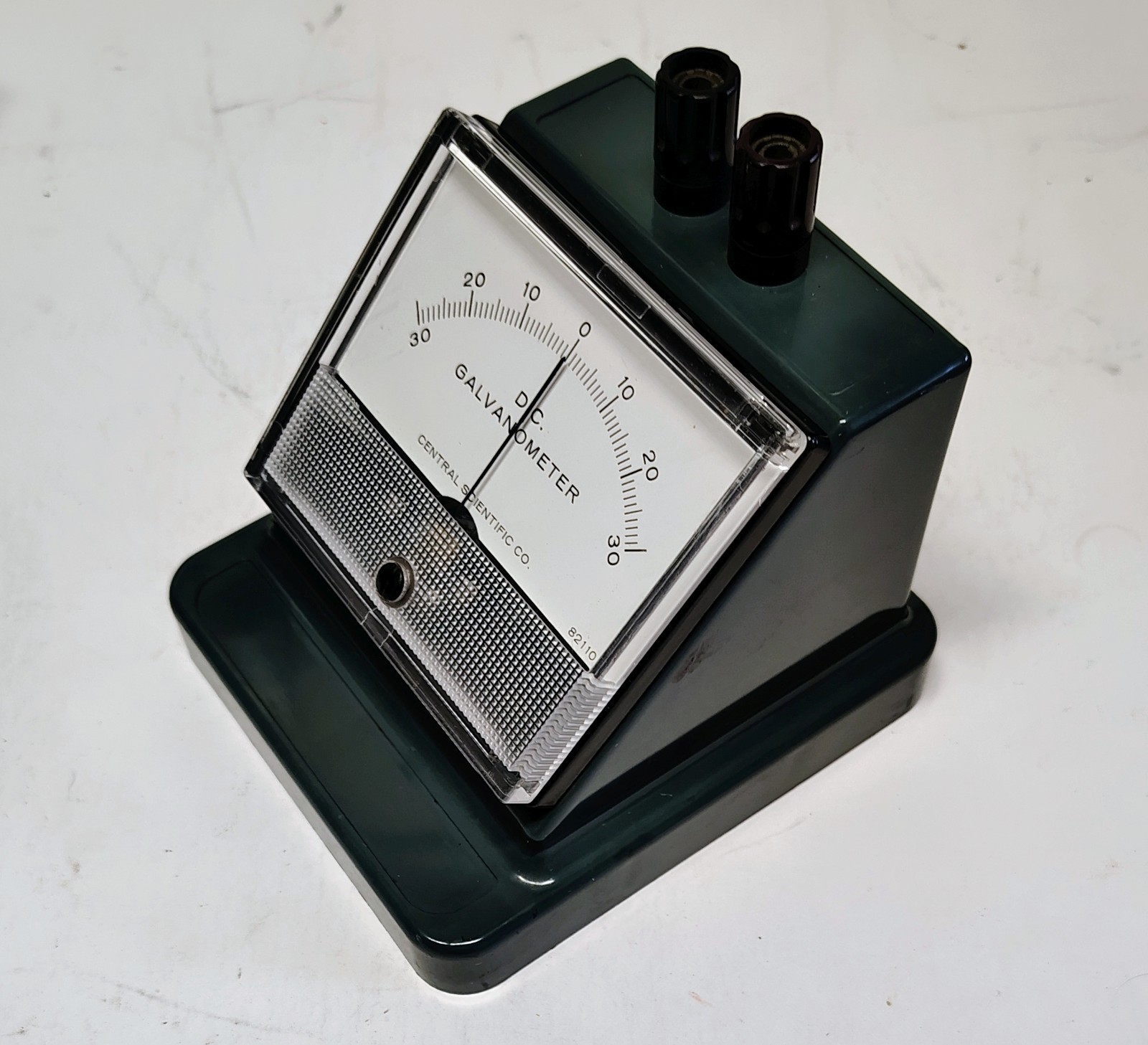 Vintage Central Scientific Company D.C. Galvanometer Model # 82110 Green