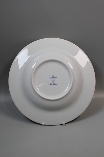 Elegant classic Limoges Nuit Bleue dishes available to buy separately - Picture 11 of 31