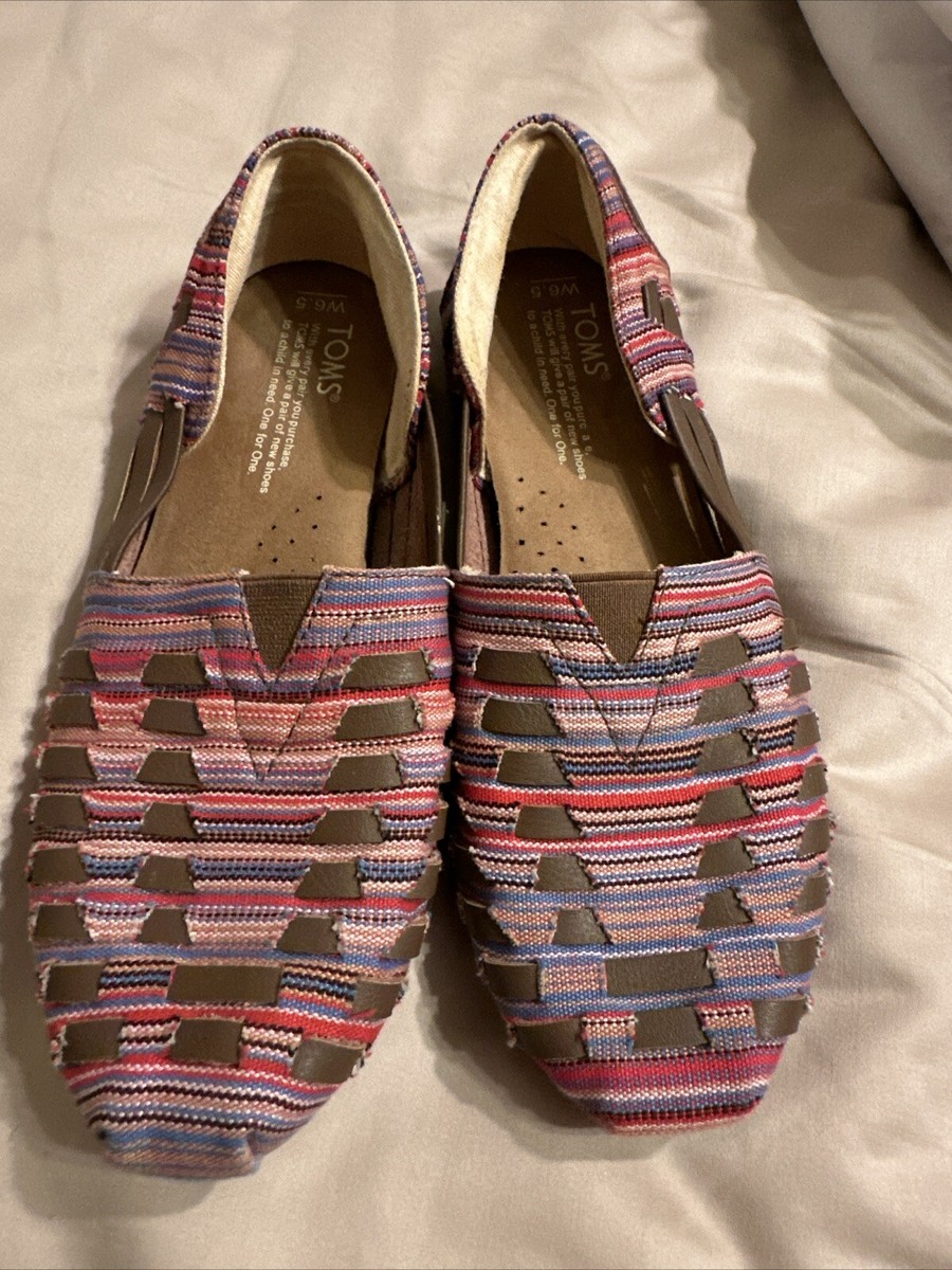 huaraches toms