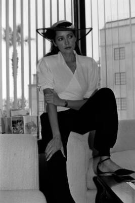 Actress Barbara Carrera Film Star Movie Star Old Photo 10