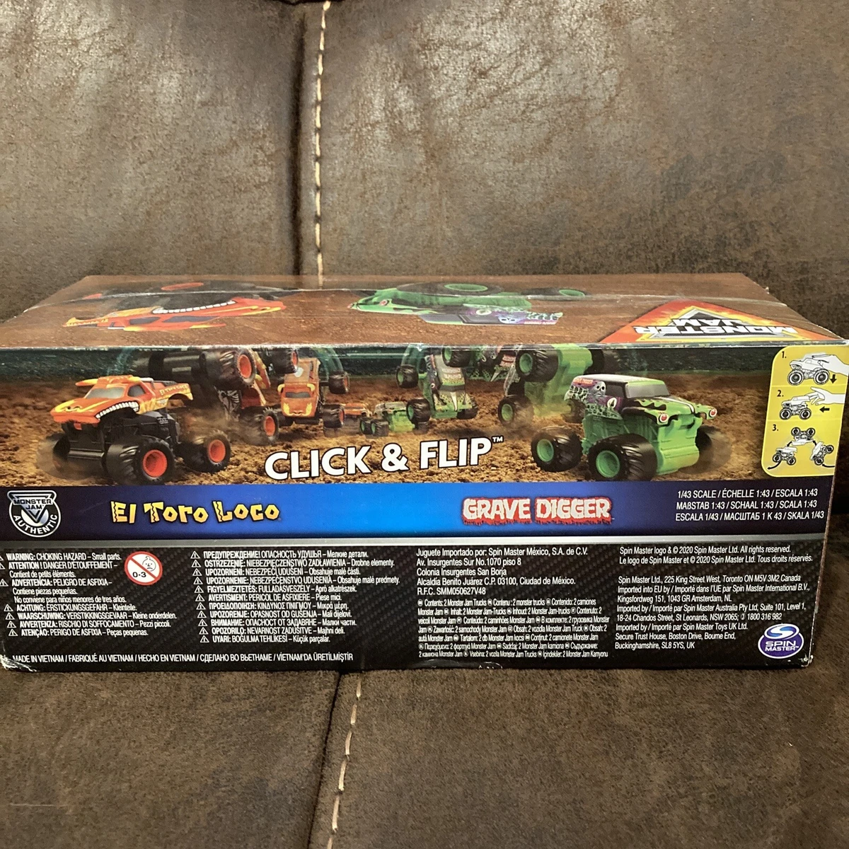 6061206  Monster Jam, 2-Pack Official Grave Digger and El Toro Loco Clip &  Flip Monster Trucks, 1:43 Scale Kids Toys for Boys