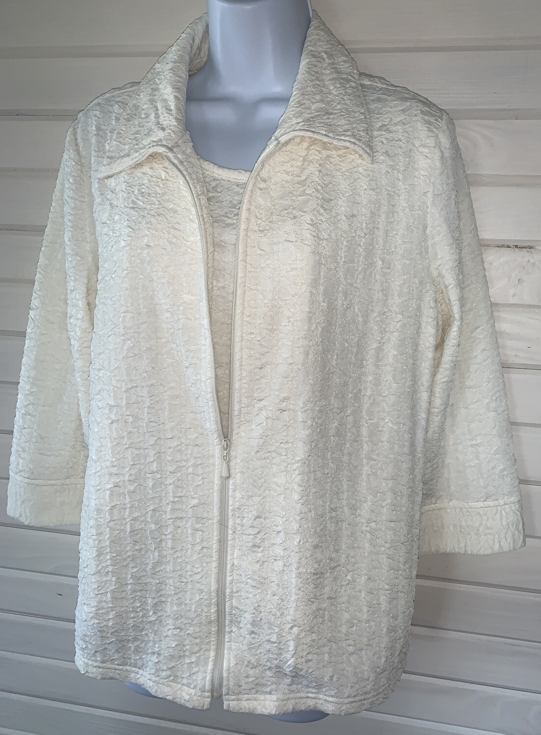 Laura Ashley Ivory Textured Tank Top and Jacket Set S… Gem