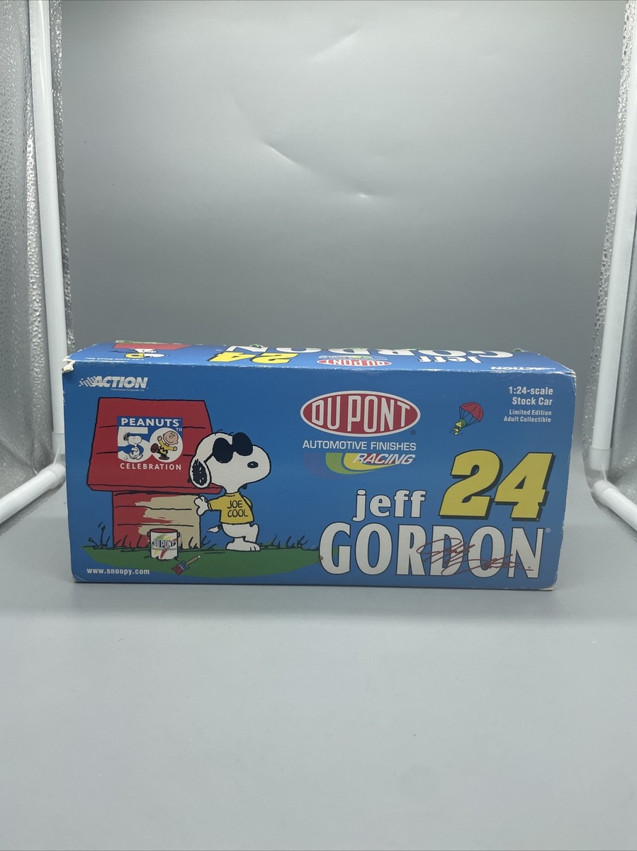 Jeff Gordon #24 NASCAR Dupont Peanuts/Snoopy 50 Celebration 1:24