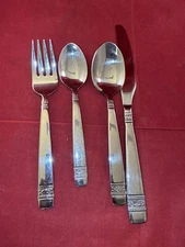 Oneida ANAHEIM Stainless 18/10 Flatware 4-pc Place Setting V Good Condition