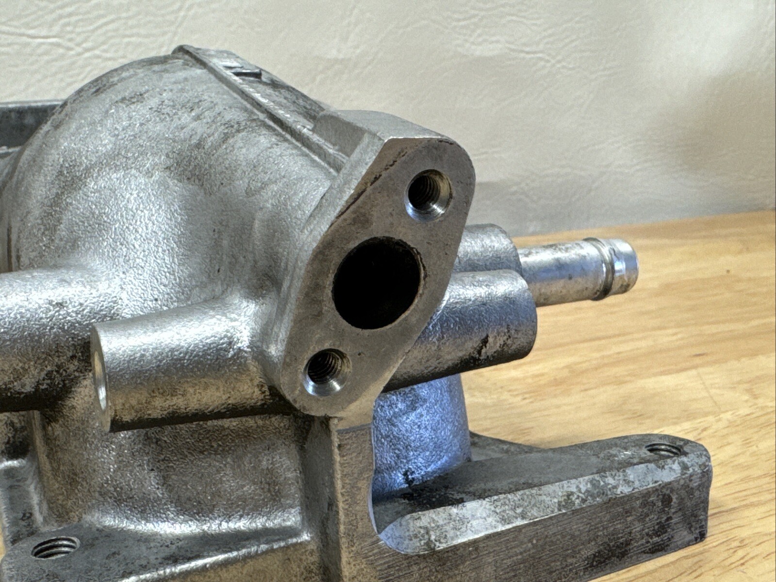 00-03 Jaguar X100 XKR XJR 4.0L S/C Throttle Body Induction Elbow XW939K426AA OEM