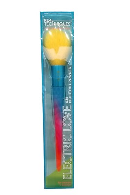 Real Techniques Electric Love 038 Peace Out Powder Makeup Brush Bronzer New 