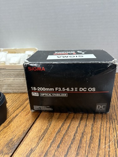 SIGMA AF 18-200mm F3.5-6.3 DC Lens for Canon OS HSM, See Photos, Non-tested - Picture 13 of 23