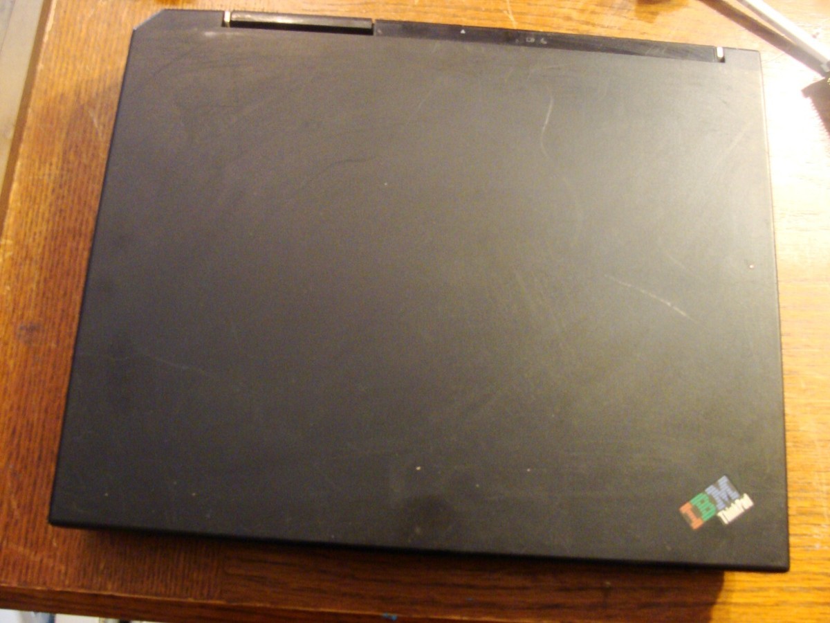 IBM ThinkPad R40 Laptop Pentium M 1.4Ghz 768MB RAM 40GB HDD