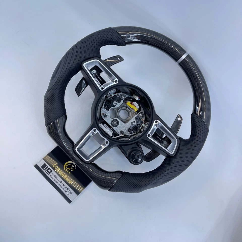 Volante de fibra de carbono real para Porsche 911 718 Boxster Cayenne Macan 2016+ Foto 2 de 4