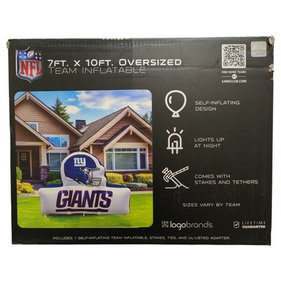 Logo Brands New York Giants Pre-Lit 7'x10' Team Inflatable