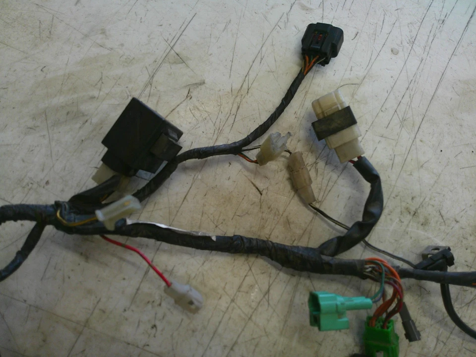 1987 - 2015 铃木野蛮 650 LS650 S40 完整线束 — 第 2/4 张图片