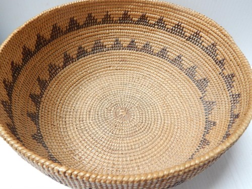 ANTIQUE WESTERN MONO INDIAN BASKET - CENTRAL VALLEY CALIFORNIA - MINT !