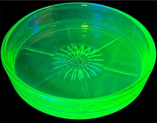 Vintage Uranium Federal Glass Green Coaster Ashtray 3” MCM Glows USA Star Burst
