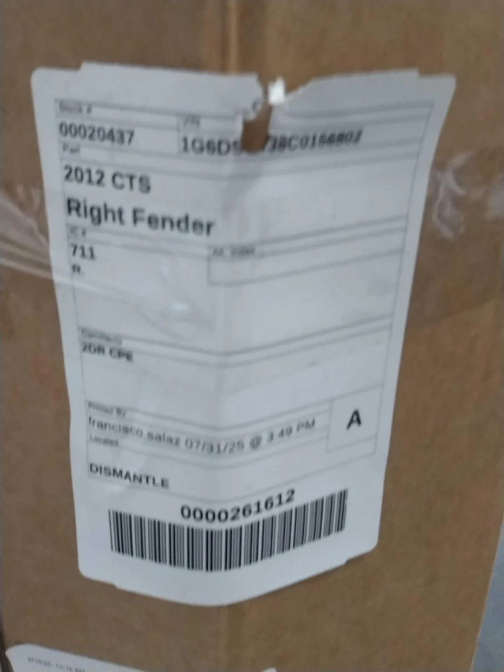 Guardabarros delantero derecho usado se adapta a: Cadillac Cts Cpe 2012 delantero derecho grado A Foto 2 de 4