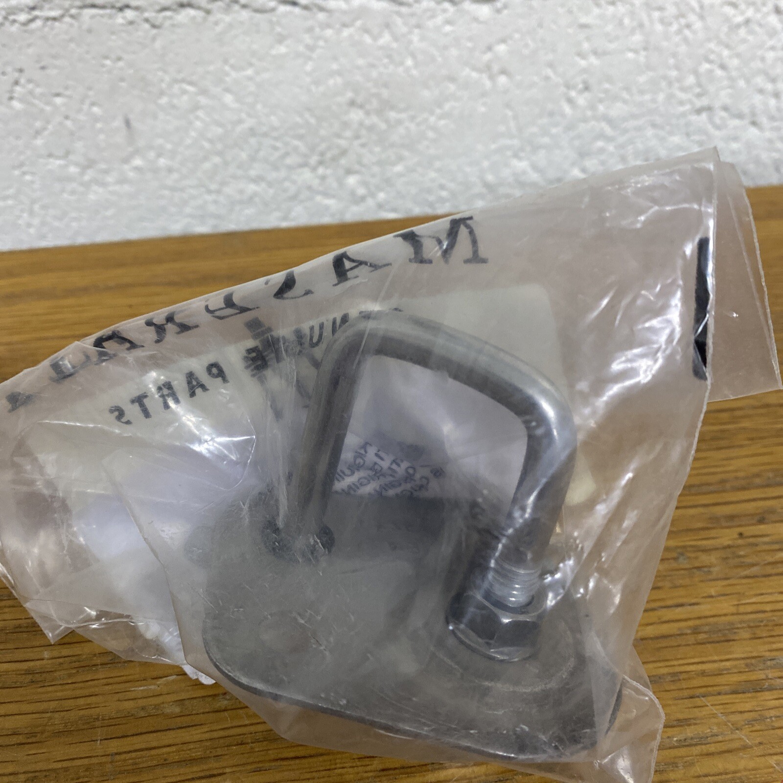 NEU&ORI Maserati Ghibli M157 Schloss Motorhaube Haken 670007604