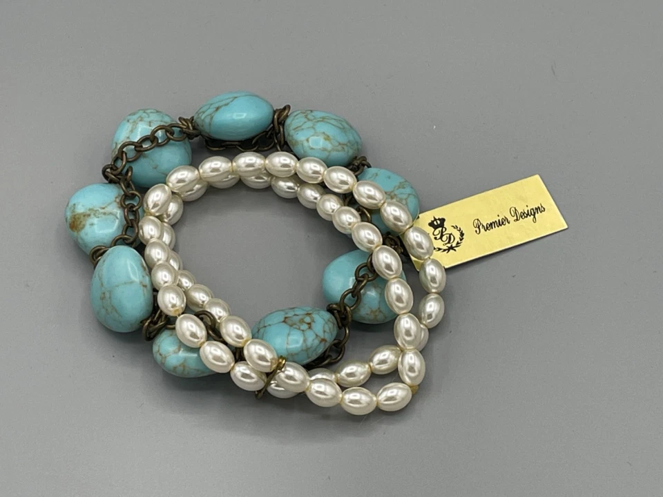 Premier Designs Resort Set Stretch Bracelet 5817 Brass Faux Turquoise Pearls - Image 3 of 4