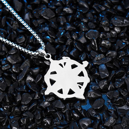 Stainless Steel Hip Hop Devil Compass Pendant Design with a 24 inch Box Chain - Picture 4 of 11
