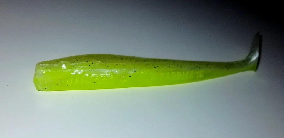 Lot LEURRES pêche carnassiers MANN'S QUANTUM jaune citrus 100 MM - Photo 2/3