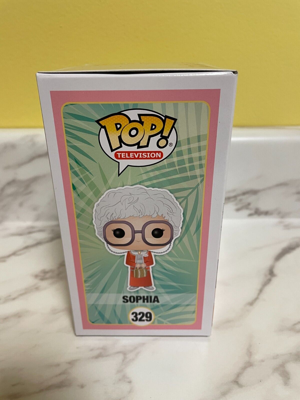 Pop! Television: The Golden Girls - Sophia (FYE Exclusive) (Diamond Co –  Poppin' Off Toys