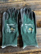 3-Pack MaxiFlex Cut 34-8443 Work Gloves Size 7 Small Green/Black Cut Resistant