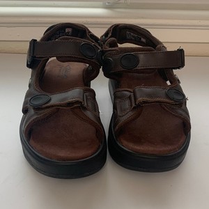 MBT Kisumu 2 Sandals Men\'s Leather Nubuck Rocker Walking Comfort  Size 6.5 MBT | Shoes | Mbt Kisumu 2 Sandals Mens Size 1 Brown Leather  main image 4