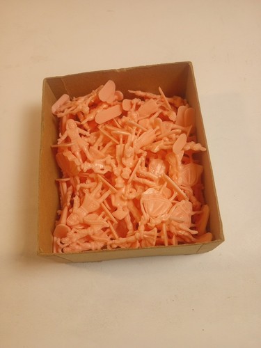Lote De Colección De 95 Pequeñas "100 Muñecas" Caja Original Vendida Exclusivamente En Cómic - Imagen 20 de 21