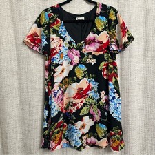 Show Me Your Mumu Short Sleeve Floral V-Neck Flowy Dress Black Size Small