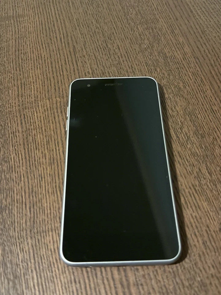 LG Tribute Dynasty LM-X220 16GB White (Sprint) Android Smartphone - Image 2 of 3