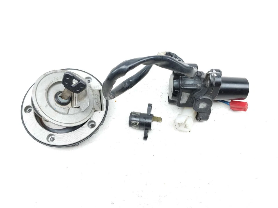 04 Yamaha YZF R6 Lock Set Ignition Switch Cap Lock And Key - Image 2 of 4