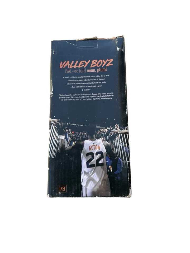 Phoenix Suns Valley Boyz Bobblehead Night: Deandre Ayton 2019-2020 Foto 4 de 4