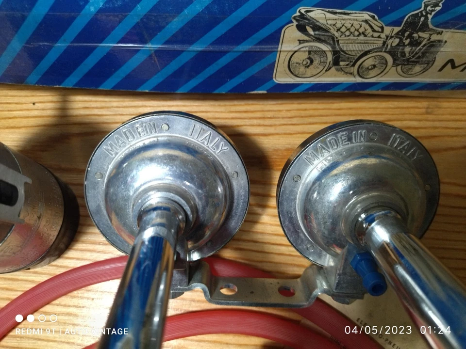 Marco Air Horn K2 With Fiamm motor Series 3000 Italian Made New Boxed old stock  - Image 4 of 4