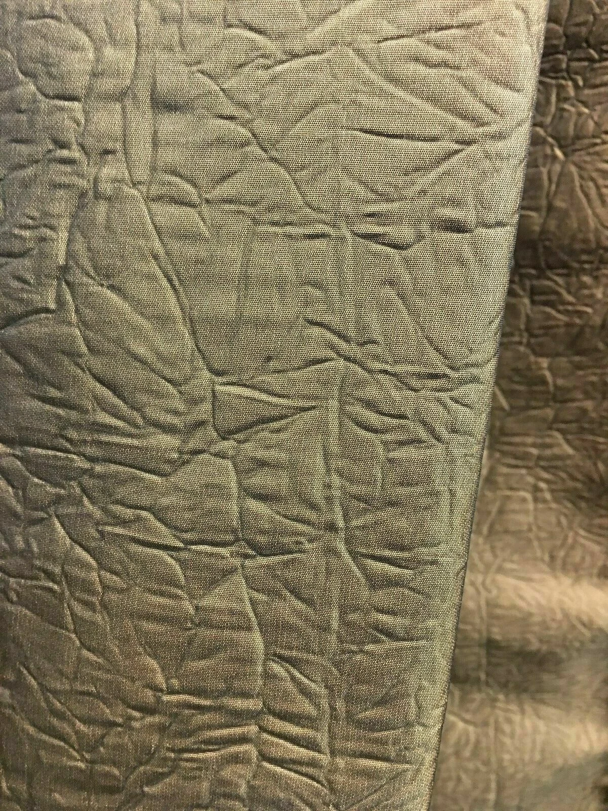 Picture 20 of 24