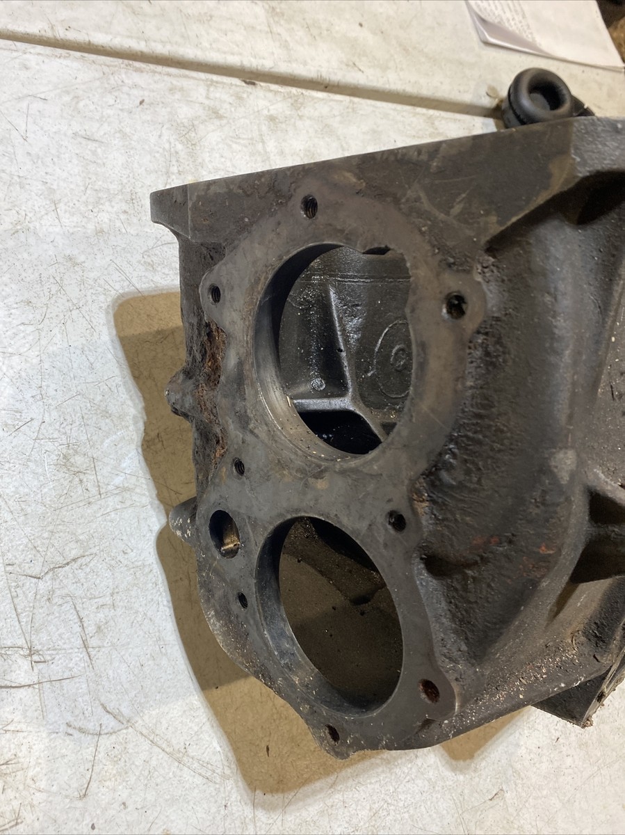 SM465 TRANSMISSION MAIN CASE 1968-1990 GM GMC CHEVY JEEP SM465 TRANSMISSION MAIN CASE 1968-1990 GM GMC CHEVY JEEP