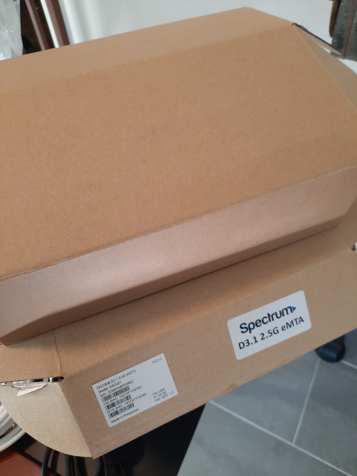 Hitro Spectrum EU2251 DOCSIS 3.1 Modem/Voice Equipment cable