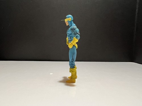 Marvel Universe Cyclops Scott Summers 3.75" Action Figure From Secret Wars Pack - Picture 4 of 7