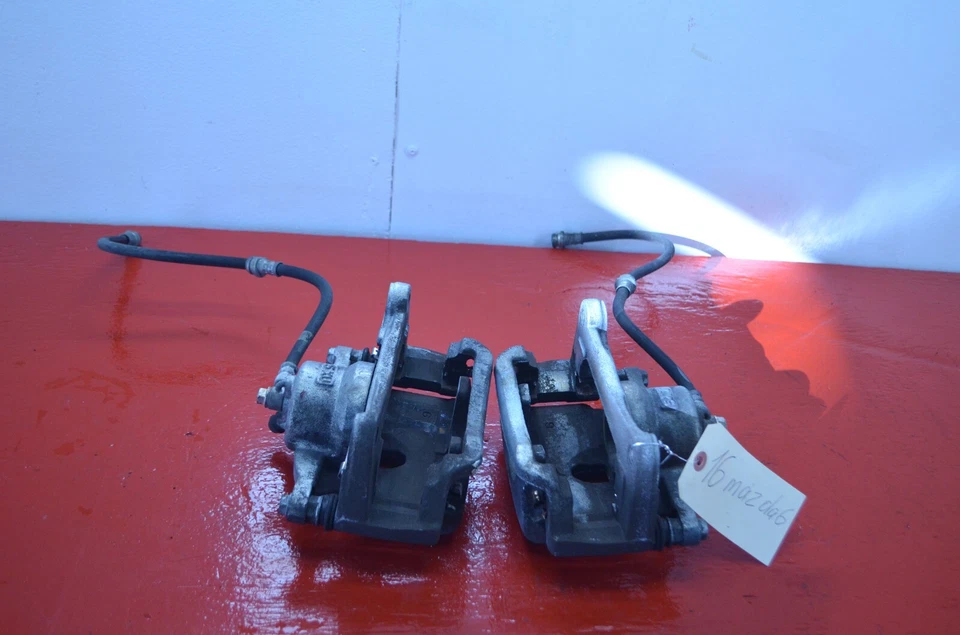 14-16 MAZDA 6 JUEGO DE PINZAS DE FRENO DELANTERAS IZQUIERDA/DERECHA OEM Foto 3 de 4